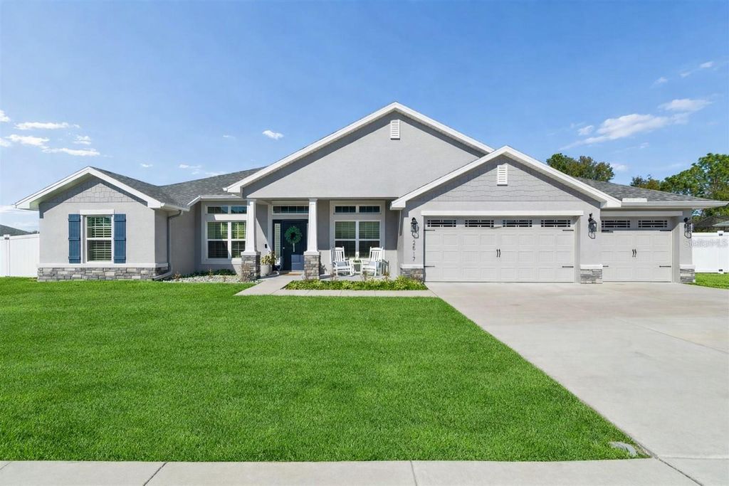 Photo of 12517 Sunset Woods Drive, Spring Hill, FL 34609 (MLS # W7882636)