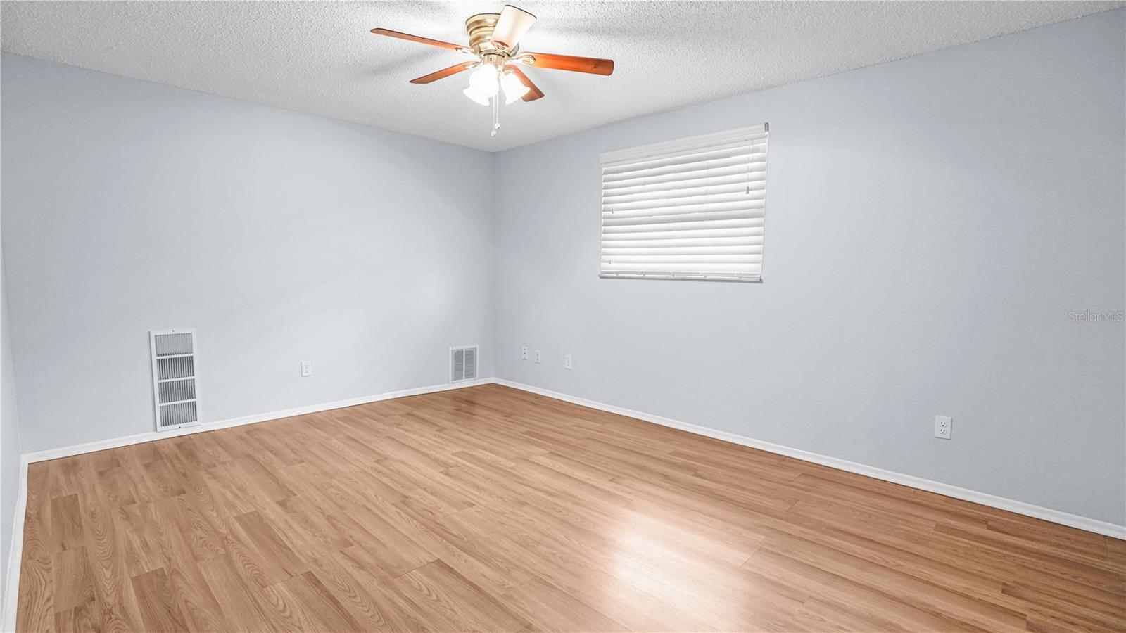 RIDGE CREST GARDENS ADD 03 - Residential