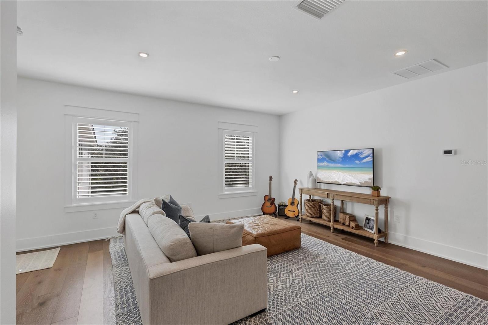 CHEROKEE PARK 2 - Residential