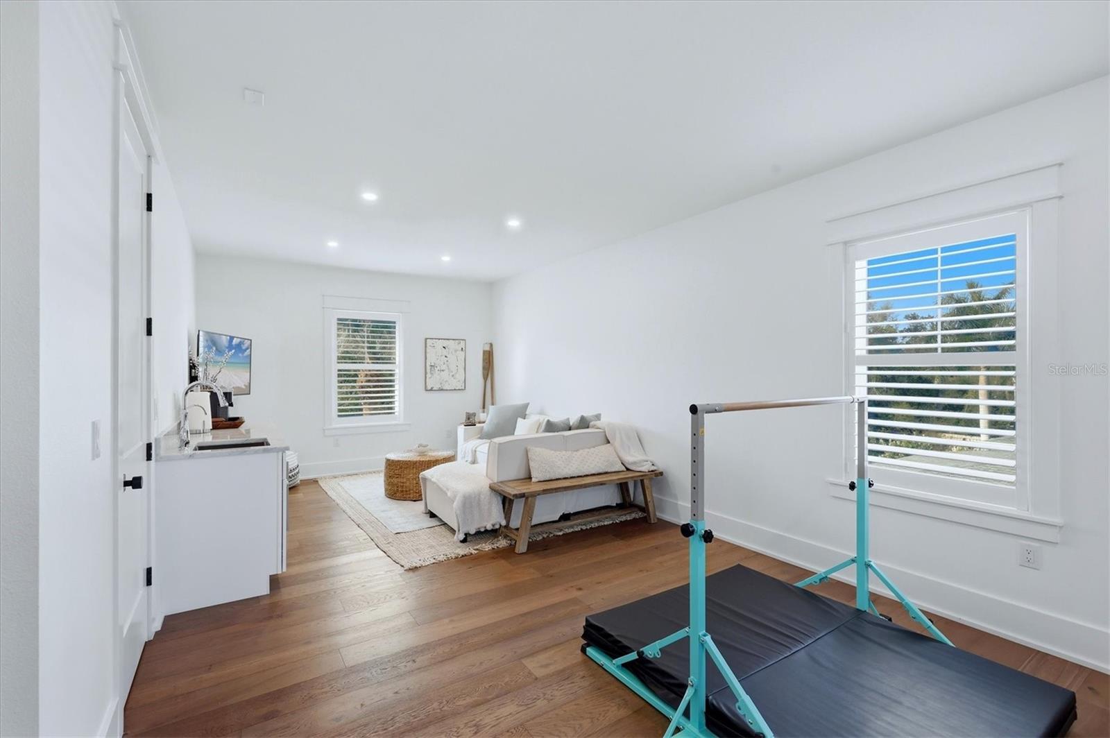 CHEROKEE PARK 2 - Residential