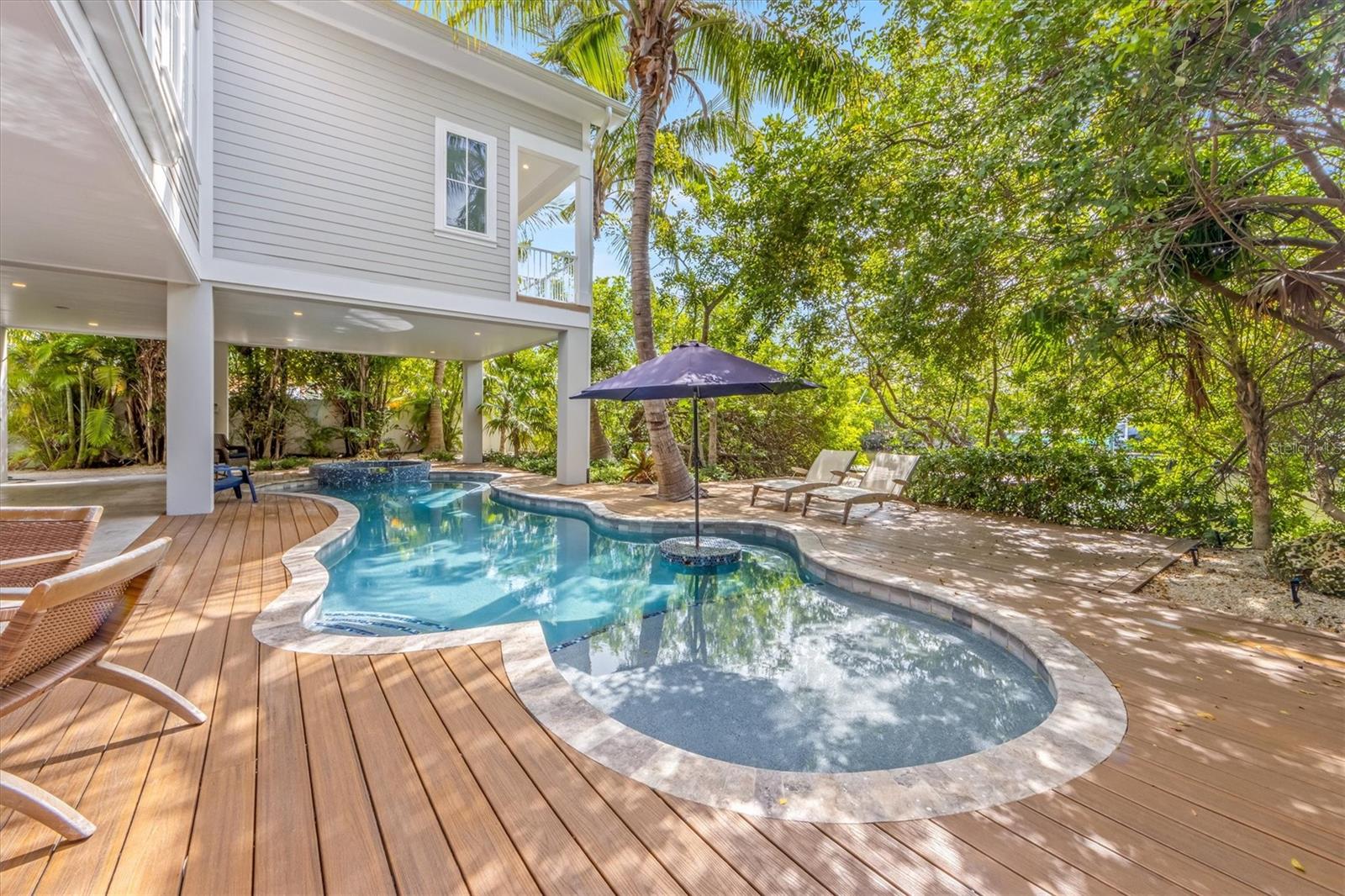 LUANA ISLES - Residential