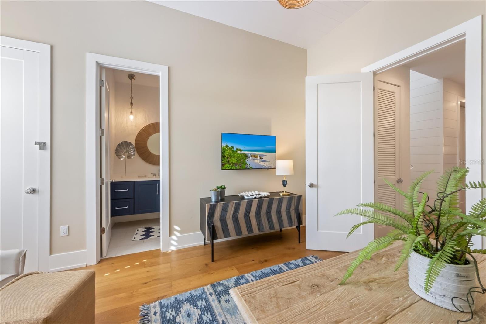 LUANA ISLES - Residential