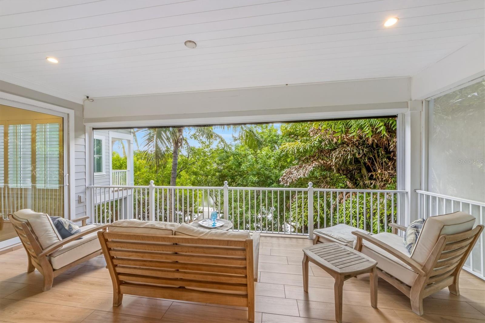 LUANA ISLES - Residential