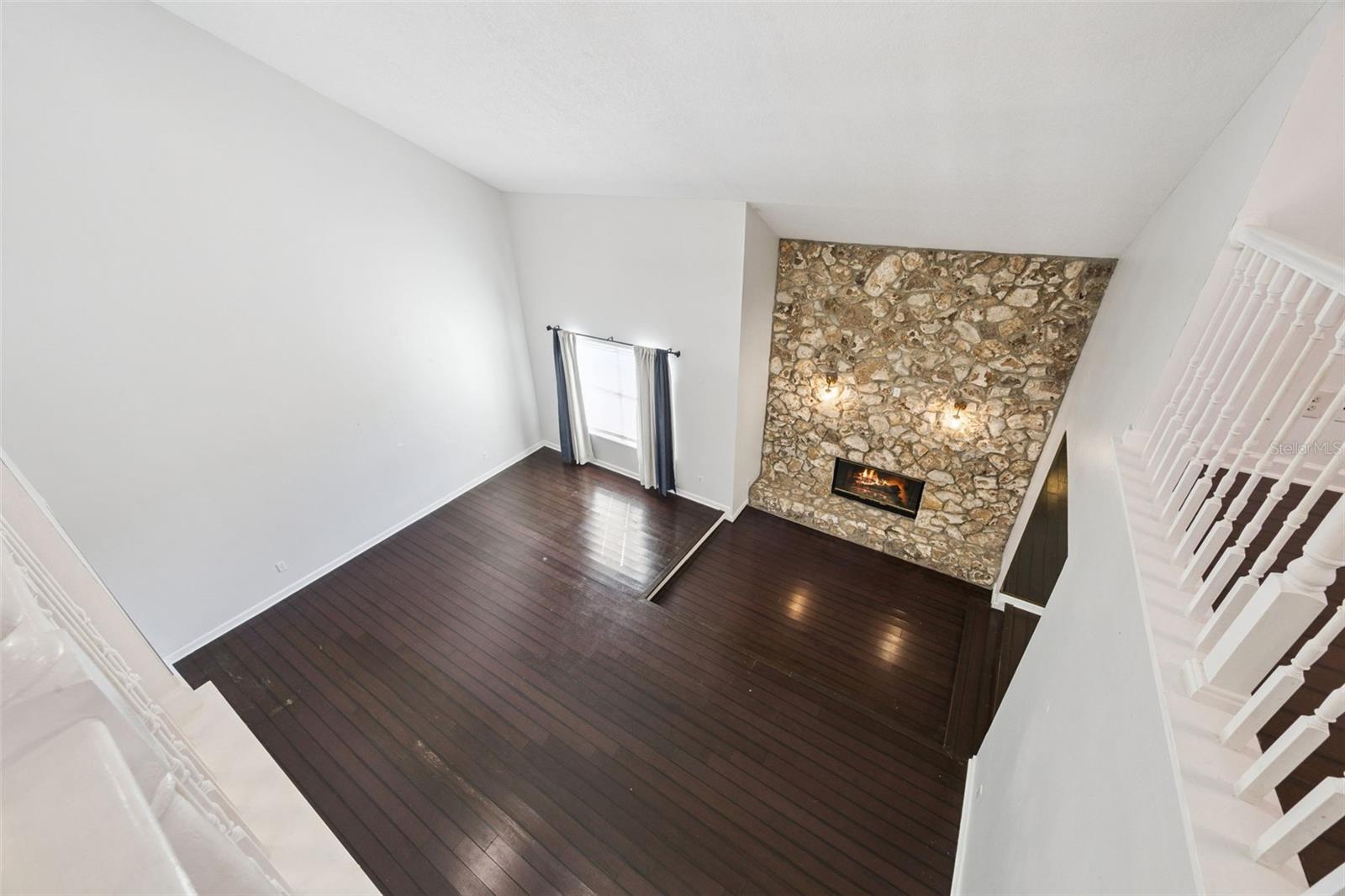 PINEY OAK SHORES ADD 01 - Residential