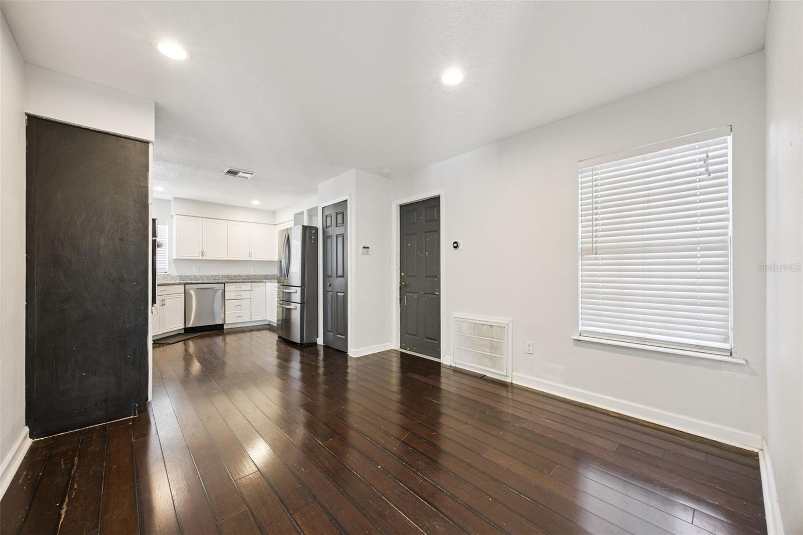 PINEY OAK SHORES ADD 01 - Residential