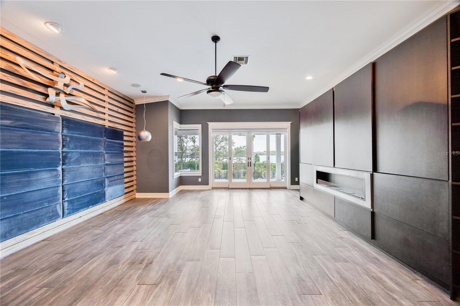 GRAND BAY SUB - Residential