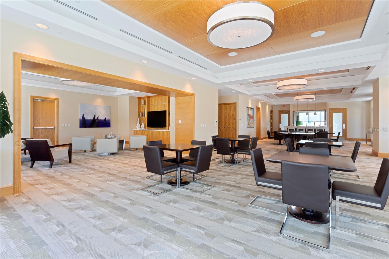 400 BEACH DRIVE CONDO - Residential