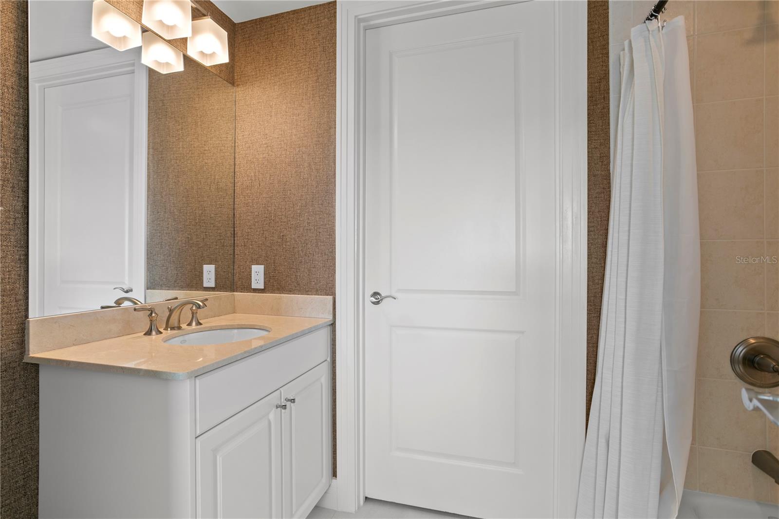 400 BEACH DRIVE CONDO - Residential