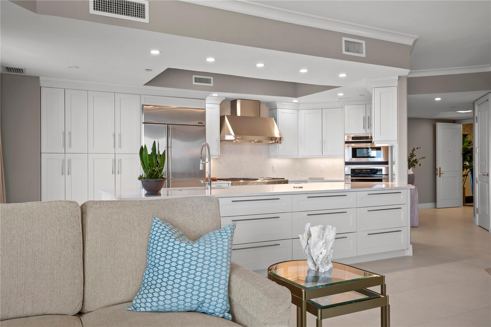 400 BEACH DRIVE CONDO - Residential