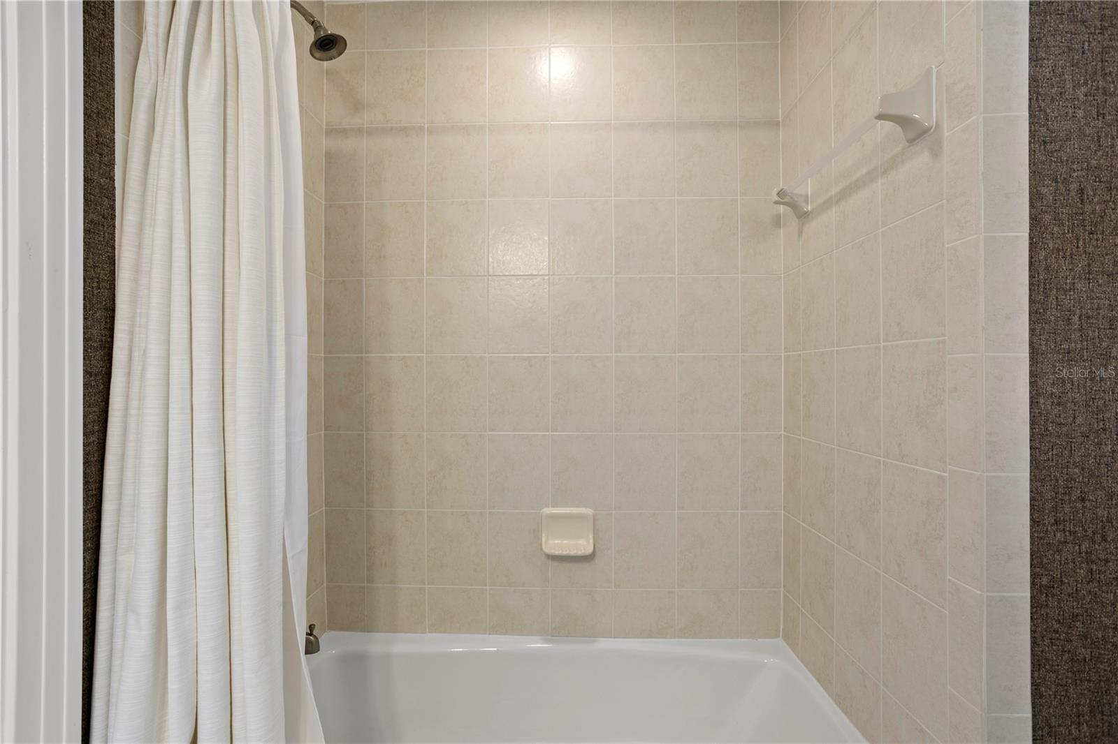 400 BEACH DRIVE CONDO - Residential