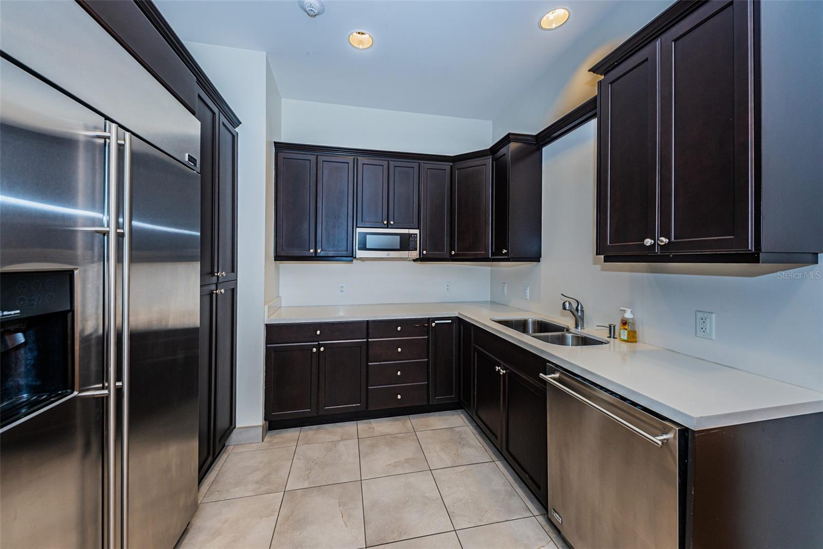 400 BEACH DRIVE CONDO - Residential