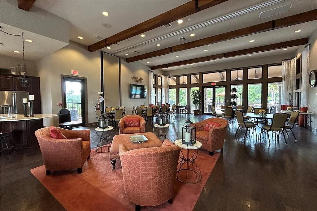 ESPLANADE BY SIESTA KEY - Residential Lease