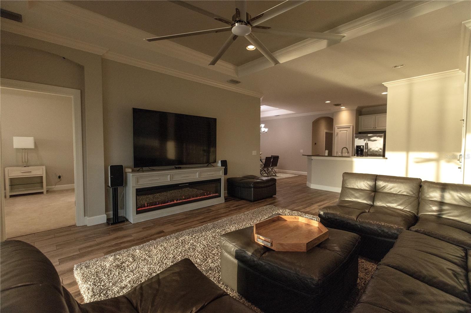 ESPLANADE BY SIESTA KEY - Residential Lease