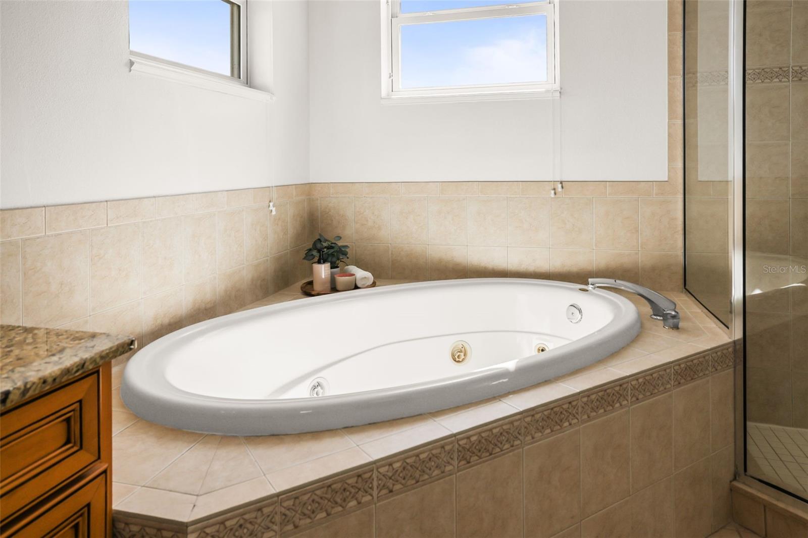 WHITCOMB POINT - Residential