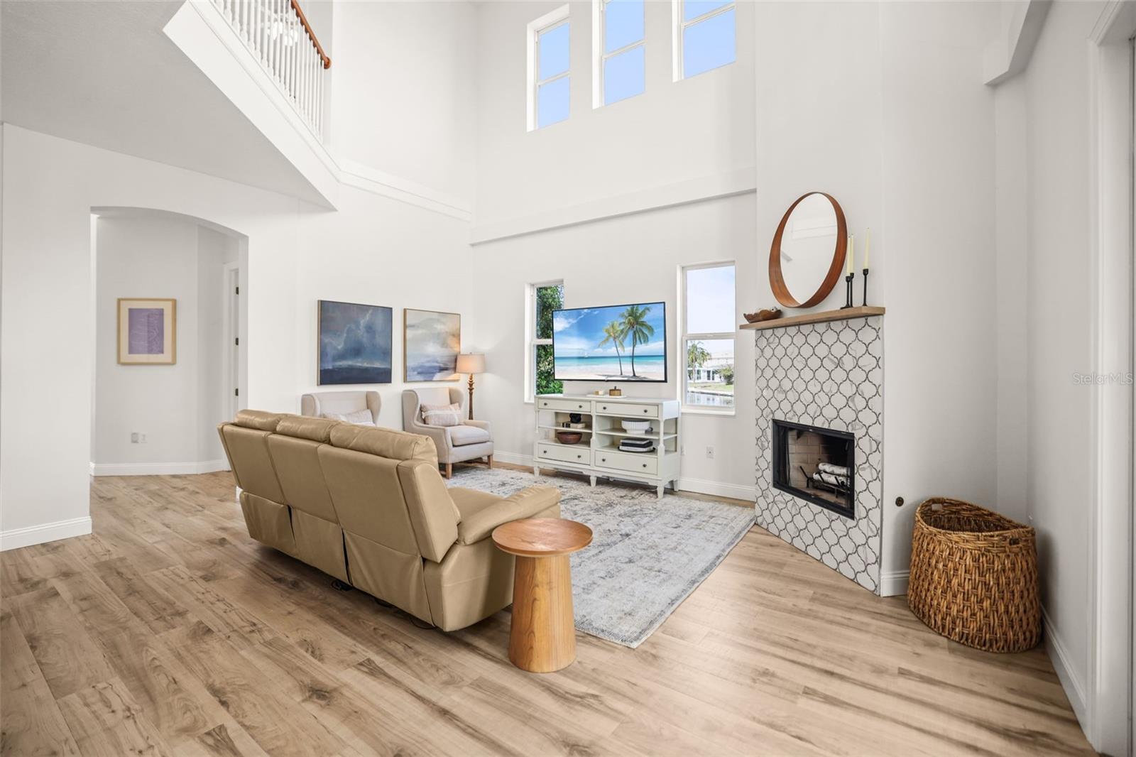 WHITCOMB POINT - Residential