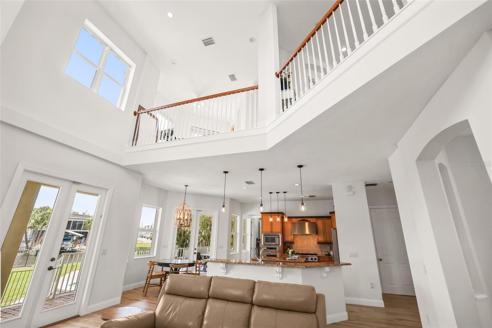 WHITCOMB POINT - Residential