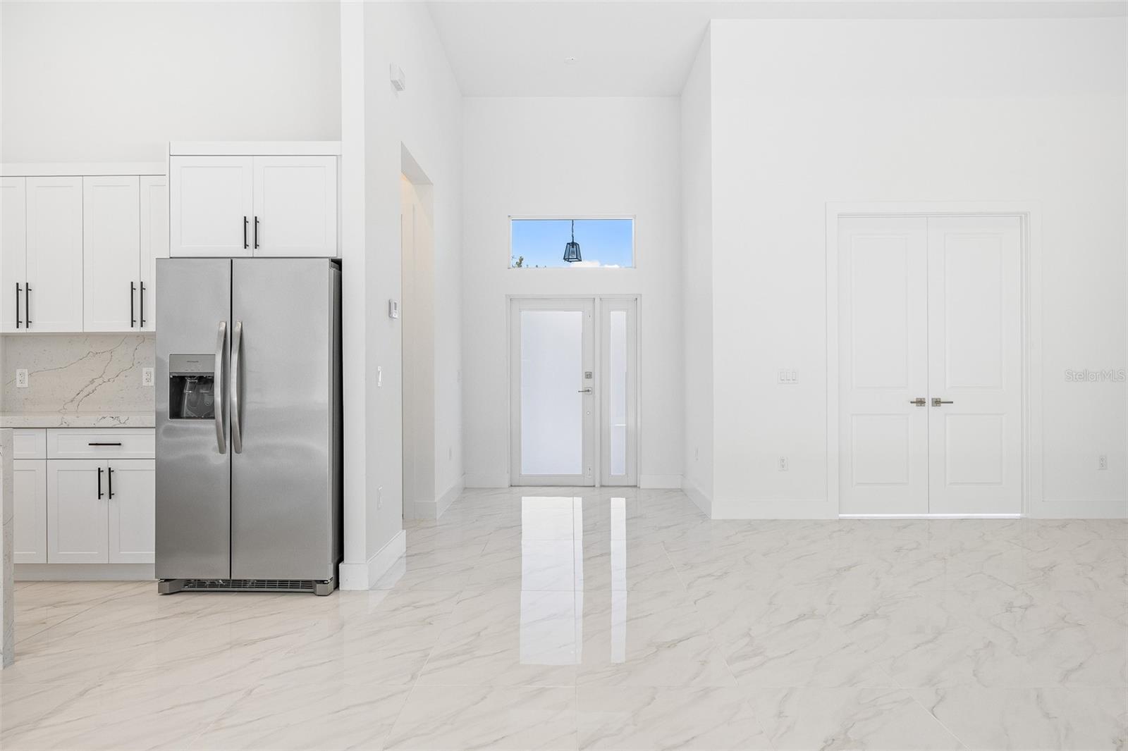 COUNTRY SIDE MANOR - Residential