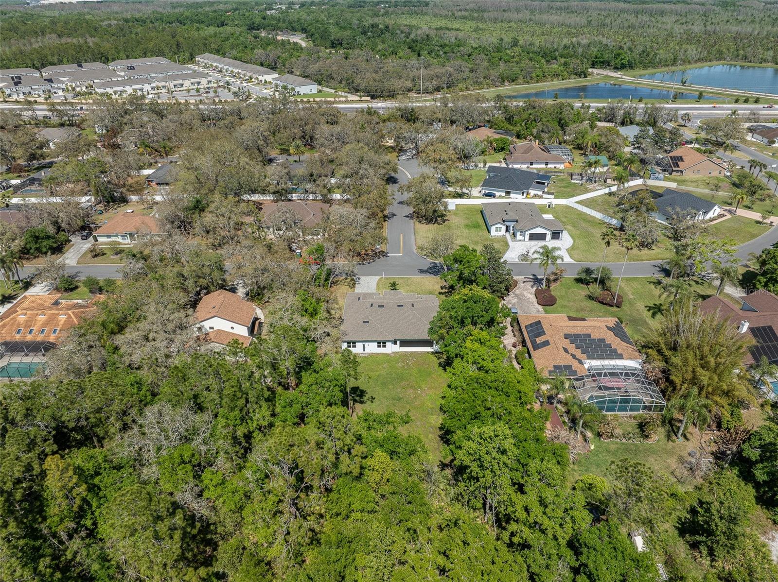 COUNTRY SIDE MANOR - Residential