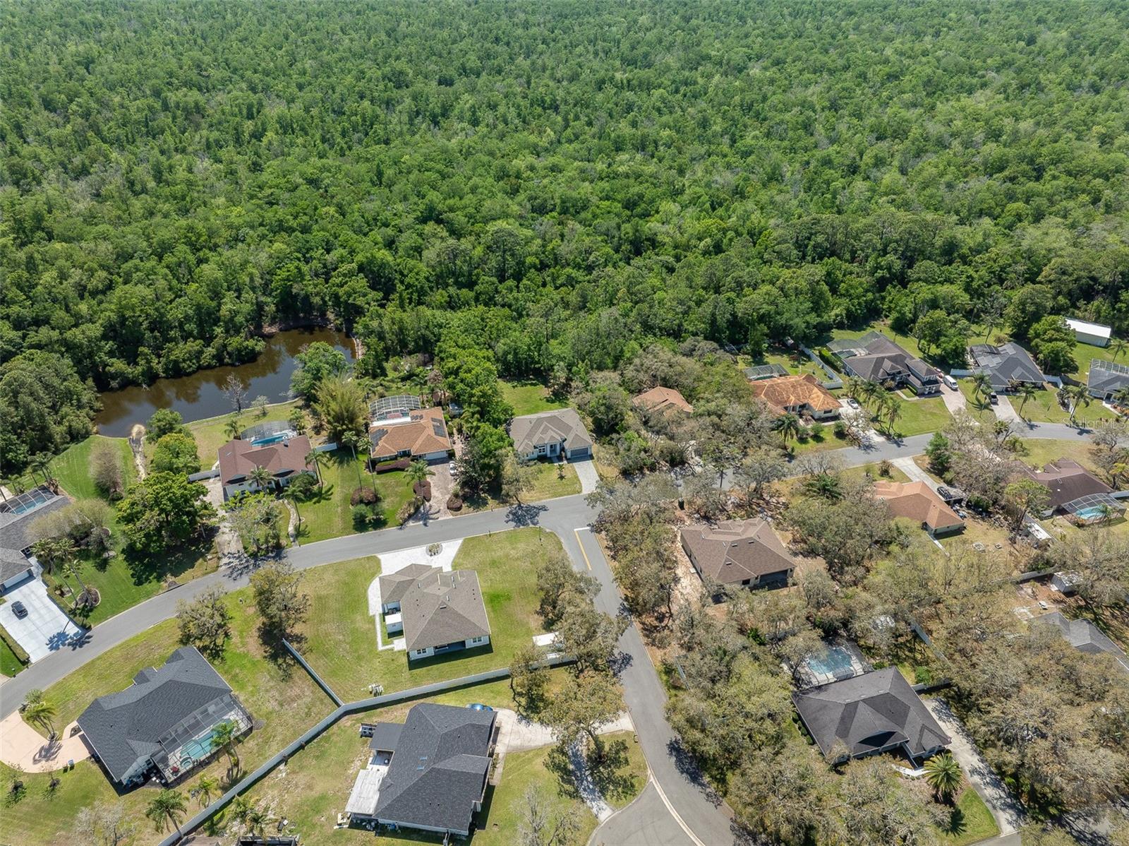 COUNTRY SIDE MANOR - Residential