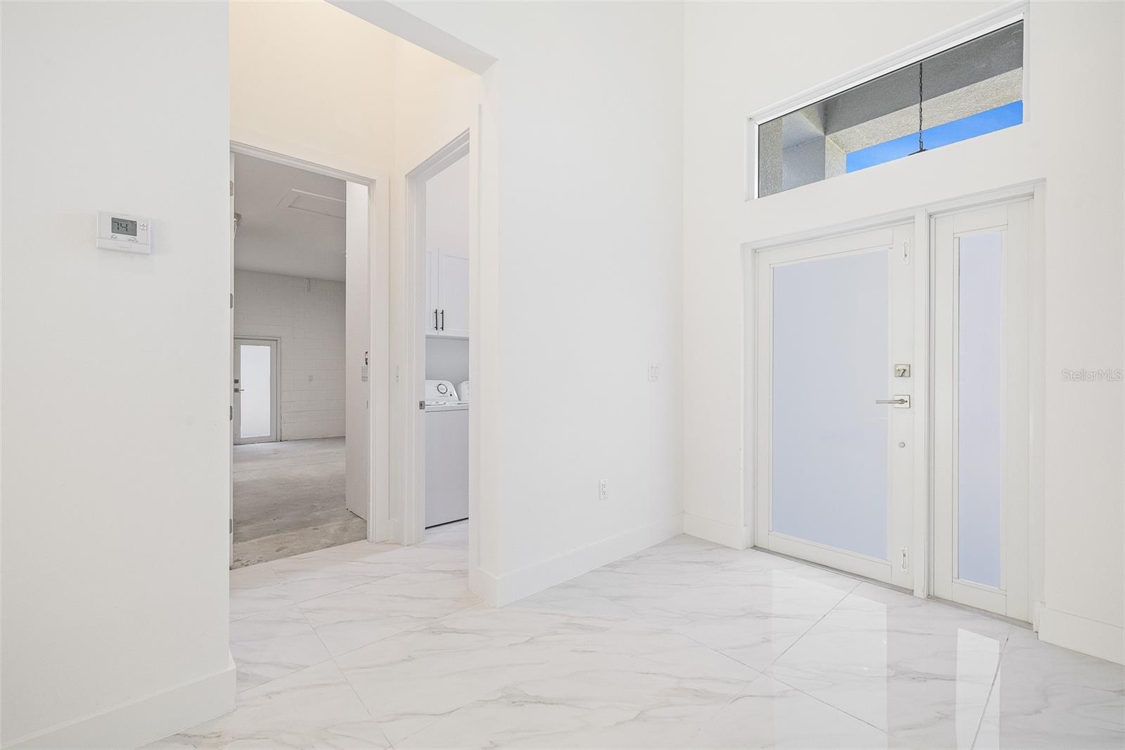 COUNTRY SIDE MANOR - Residential