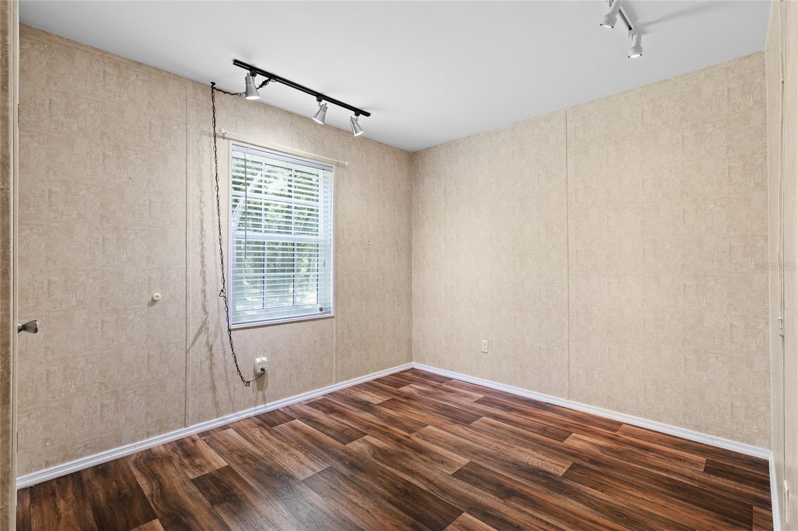 DRUMMOND ESTATES - Residential