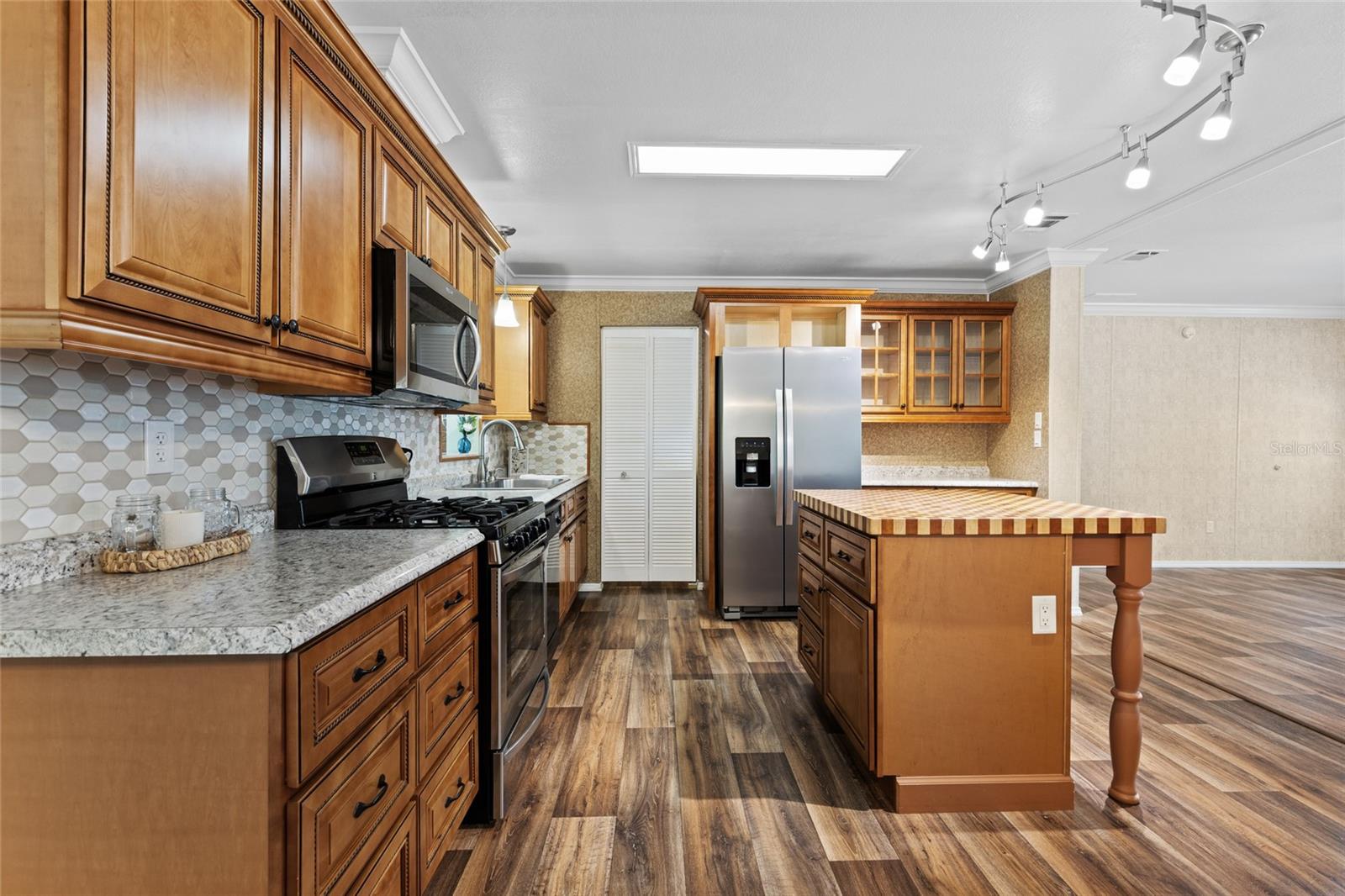 DRUMMOND ESTATES - Residential