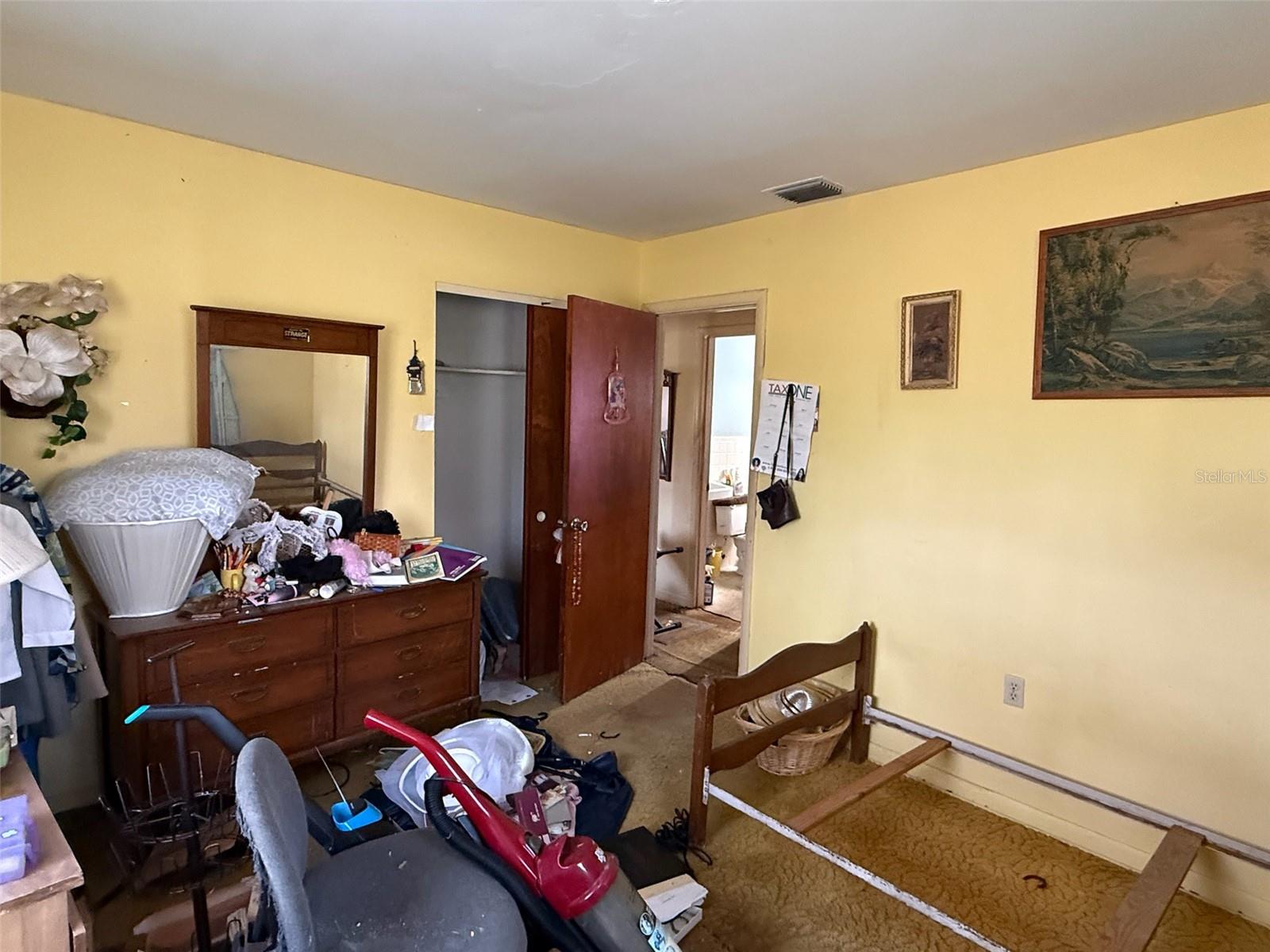 SUNLAND GARDENS - Residential