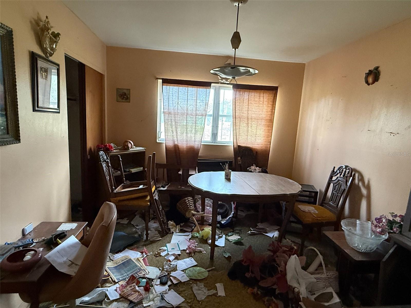 SUNLAND GARDENS - Residential