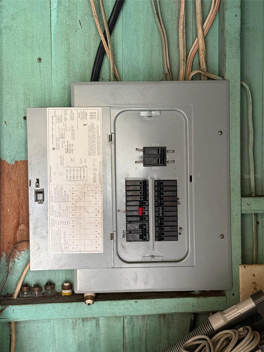 SUNLAND GARDENS - Residential