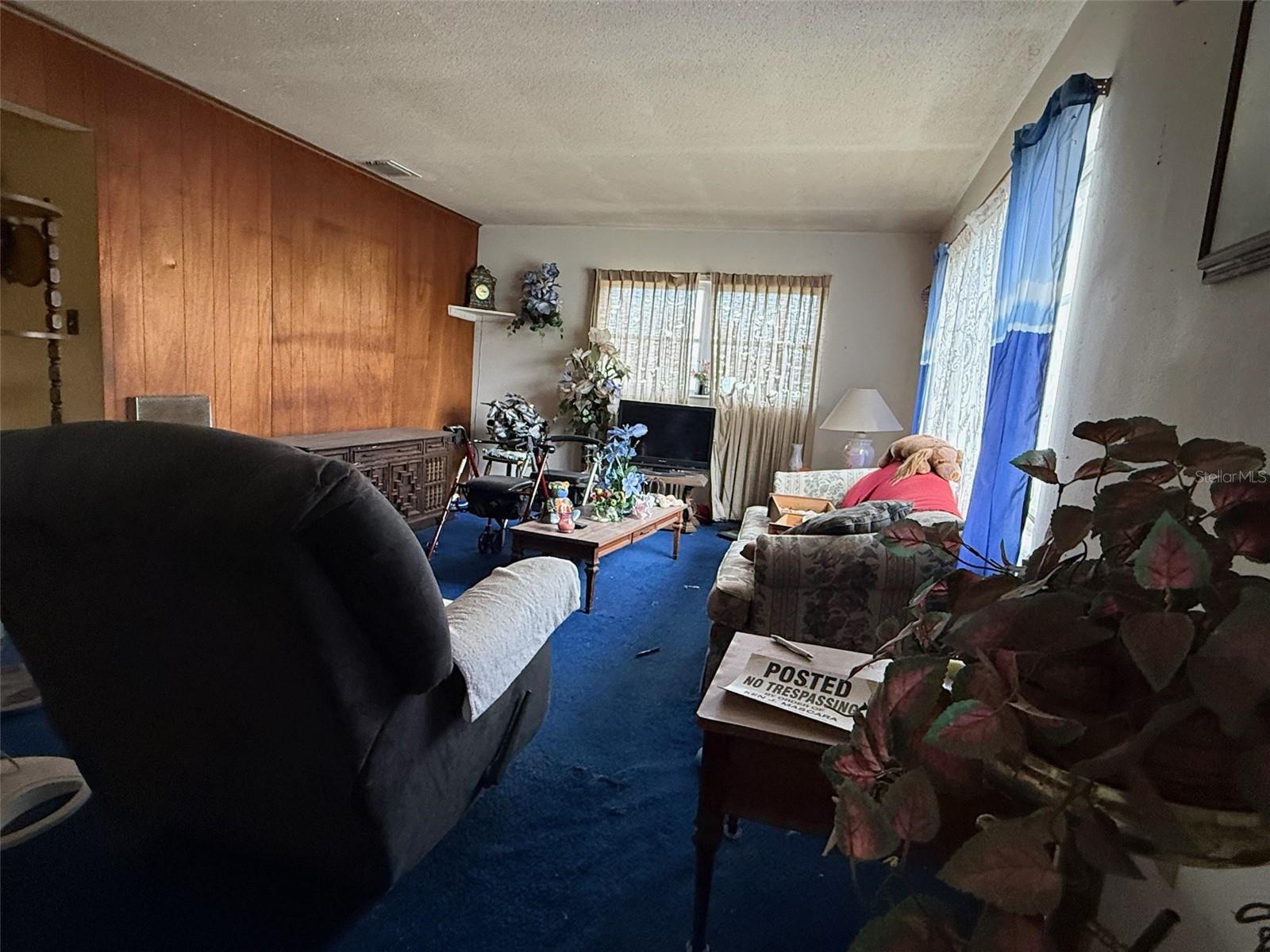 SUNLAND GARDENS - Residential