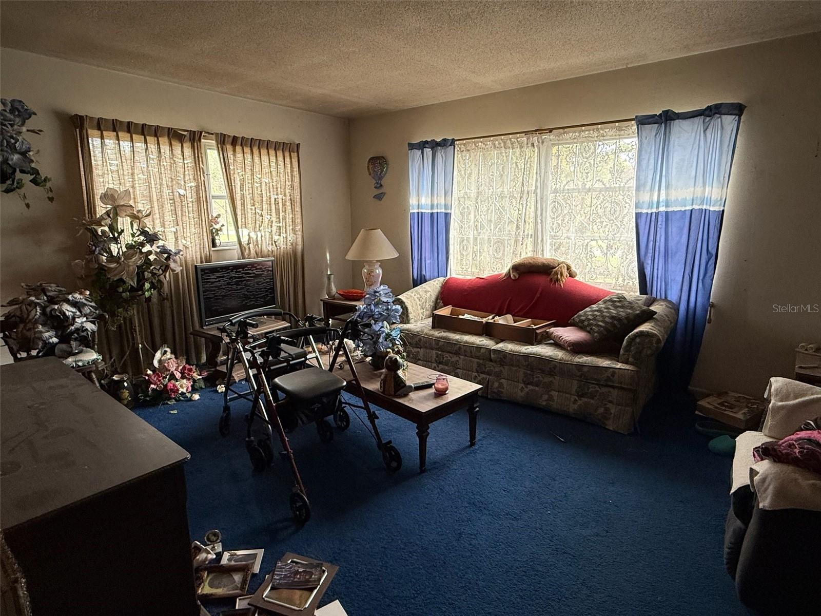 SUNLAND GARDENS - Residential