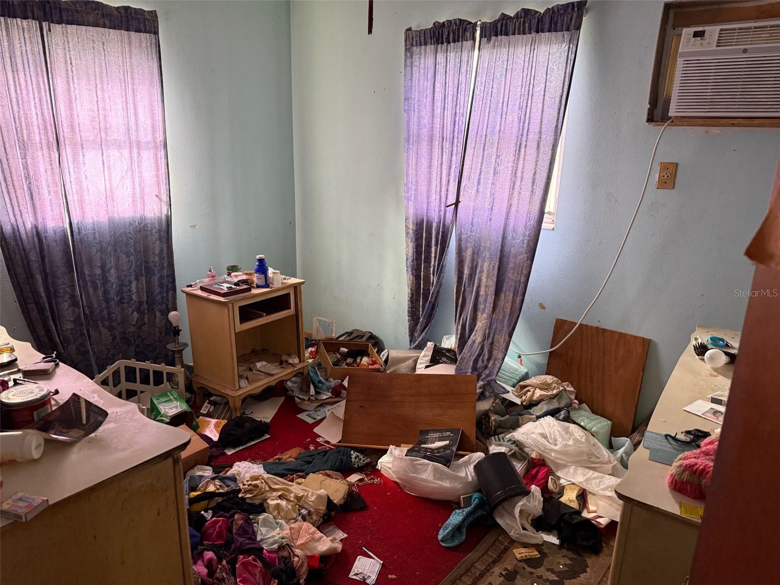 SUNLAND GARDENS - Residential