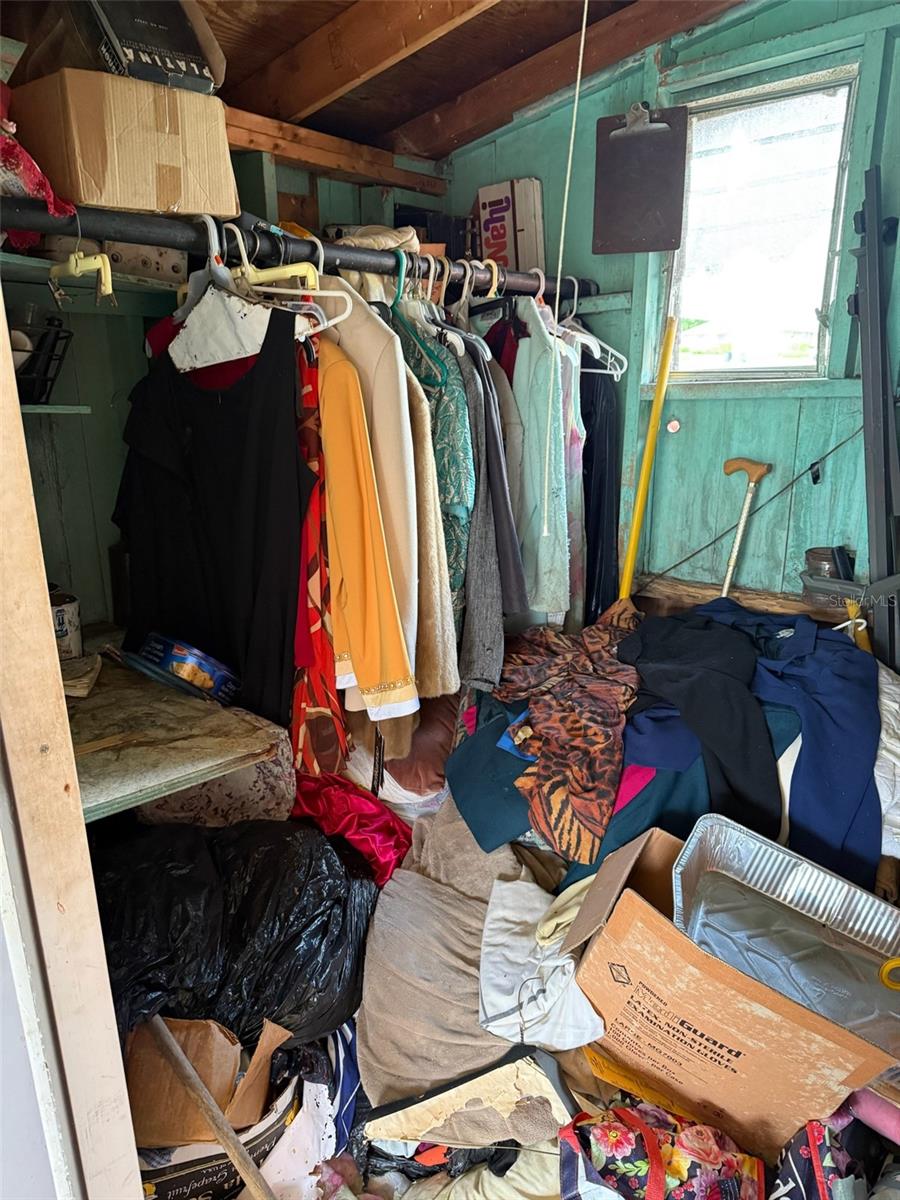 SUNLAND GARDENS - Residential