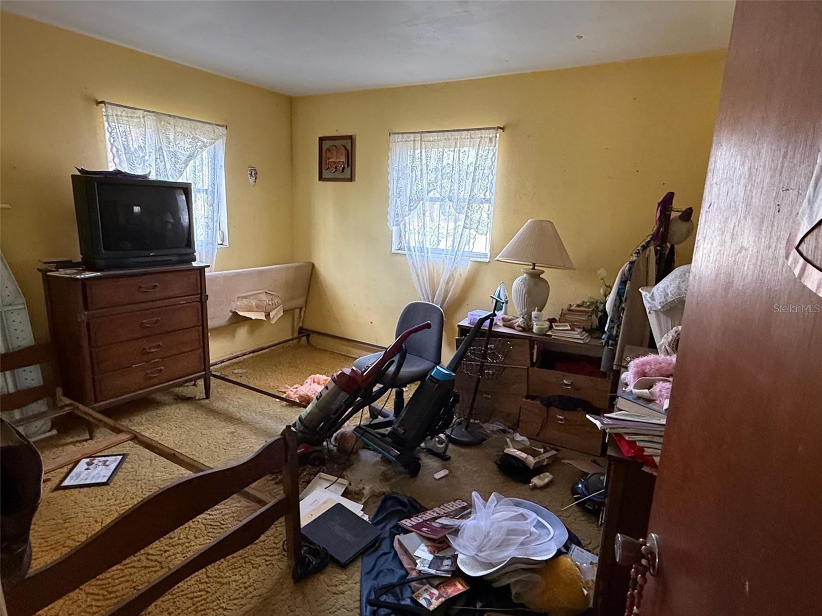 SUNLAND GARDENS - Residential