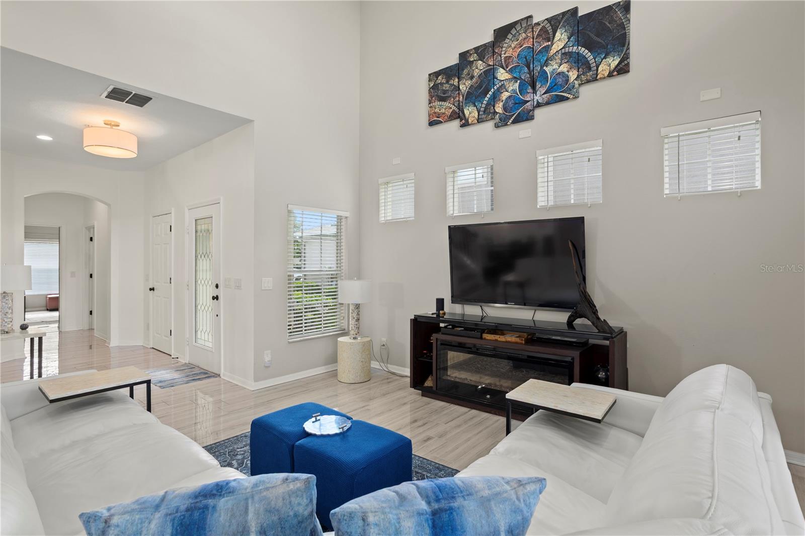 THE LANDINGS AT PARKSTONE - Residential