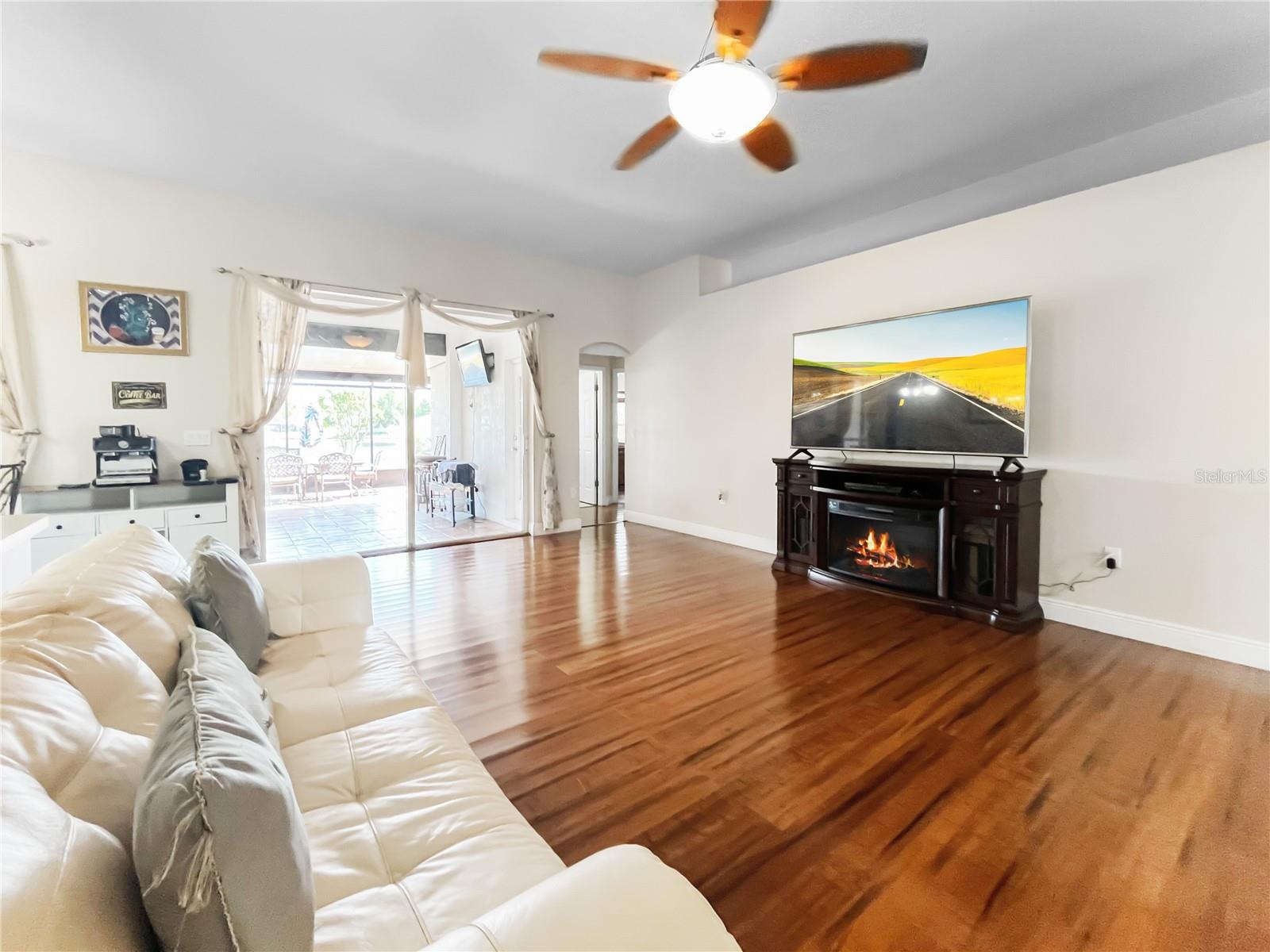 MEADOW POINTE 03 PH 01 UNIT 2A - Residential