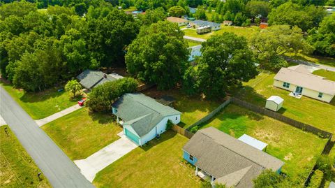 A home in DUNNELLON