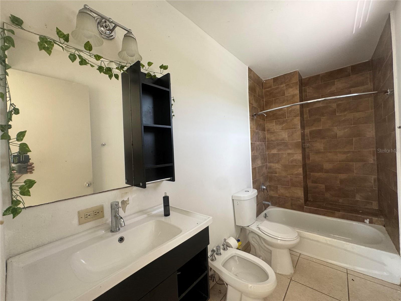 LADERAS DEL MAR - Residential