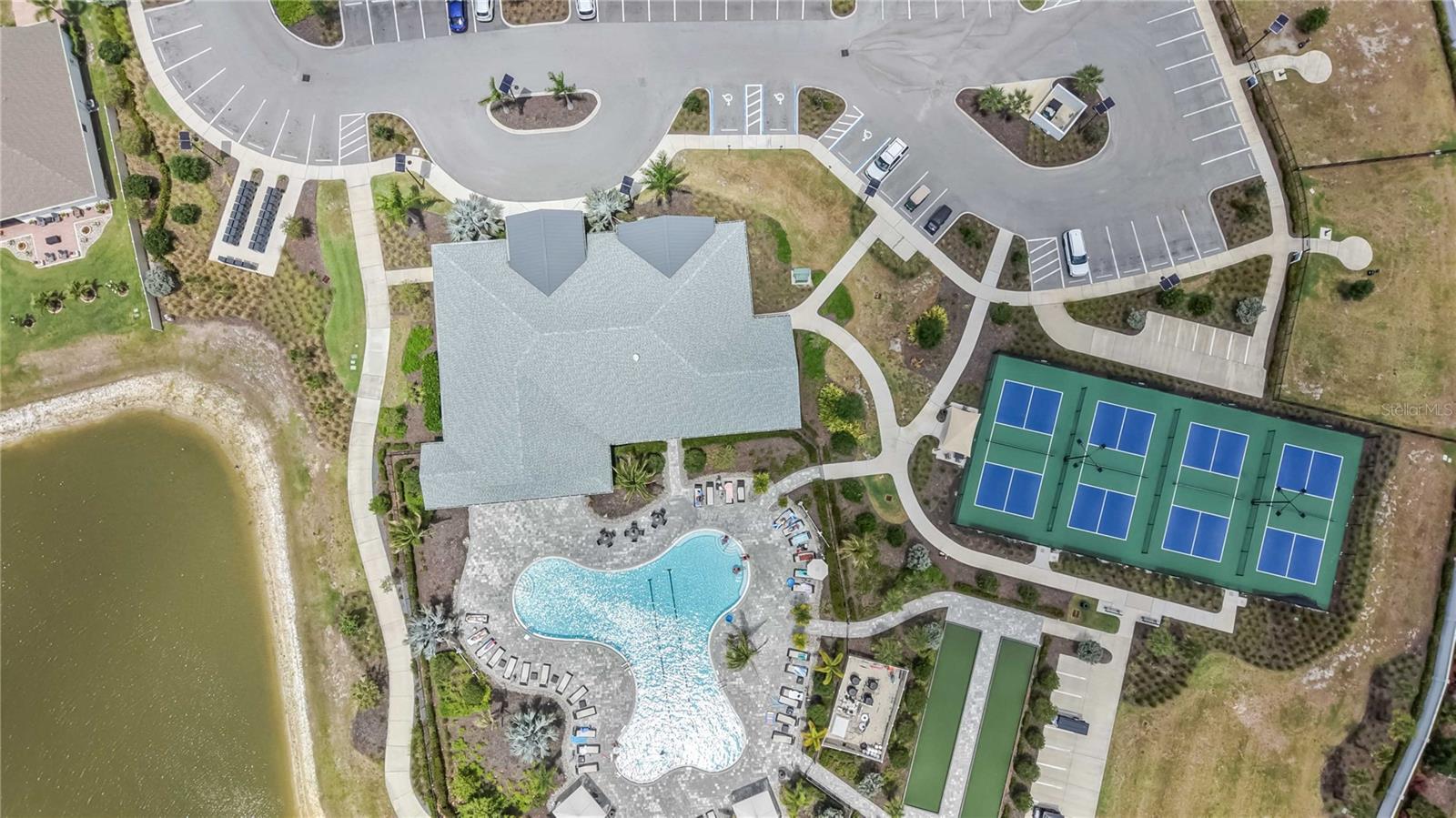 COVE/WEST PORT PH 2 & 3 - Residential