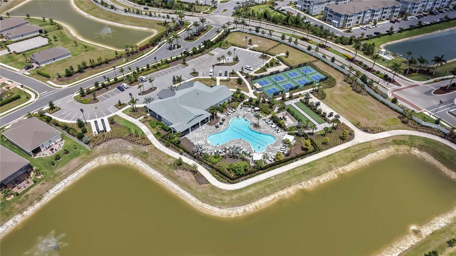 COVE/WEST PORT PH 2 & 3 - Residential