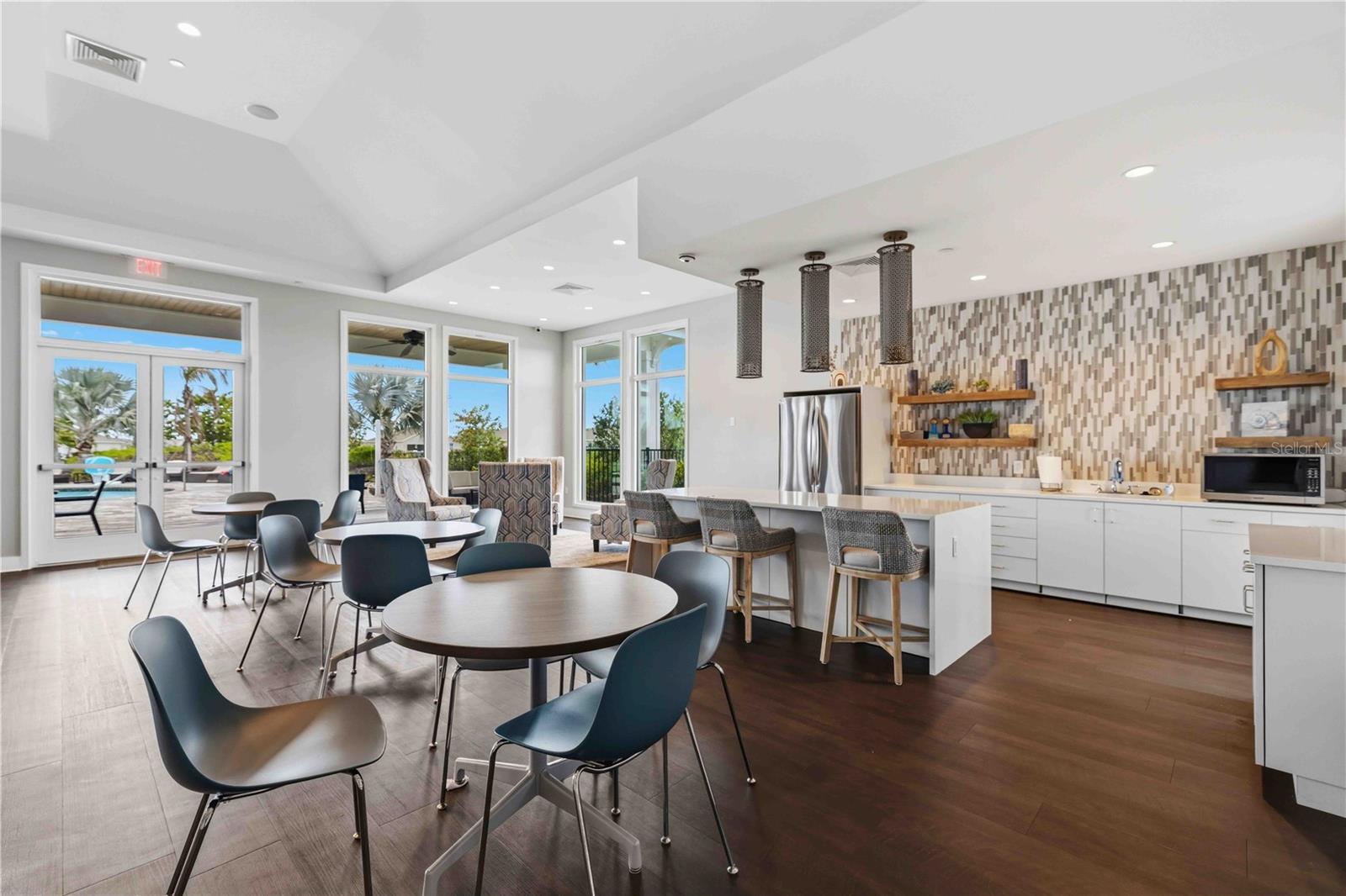 COVE/WEST PORT PH 2 & 3 - Residential