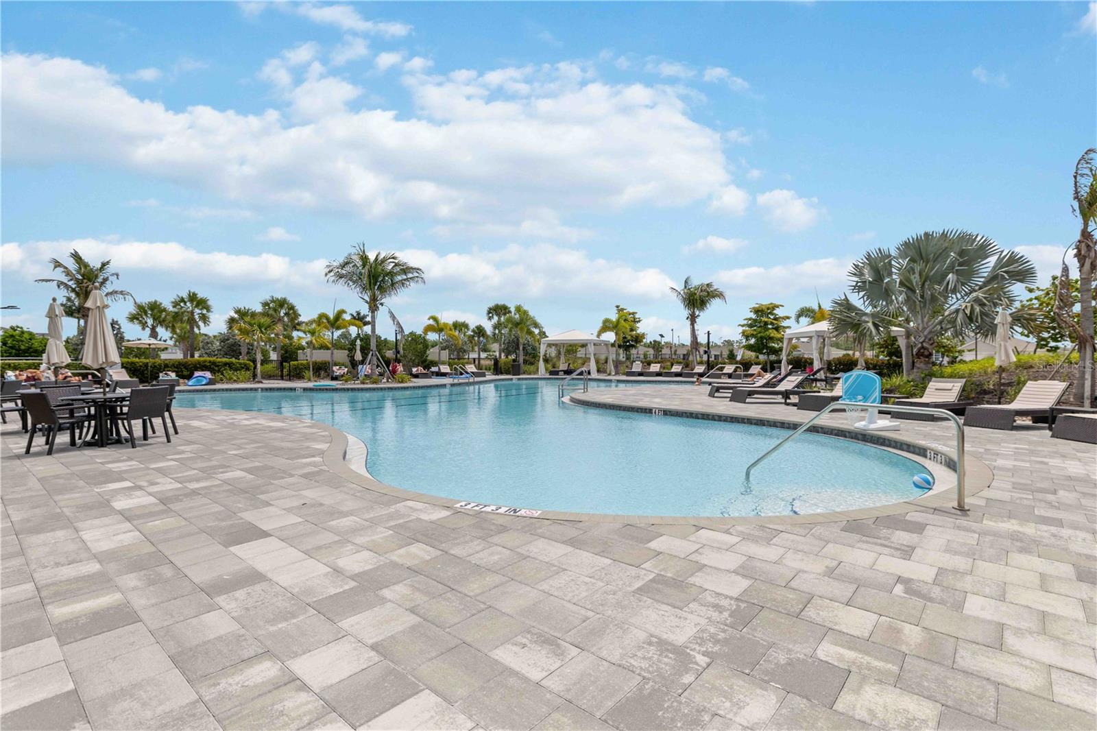 COVE/WEST PORT PH 2 & 3 - Residential