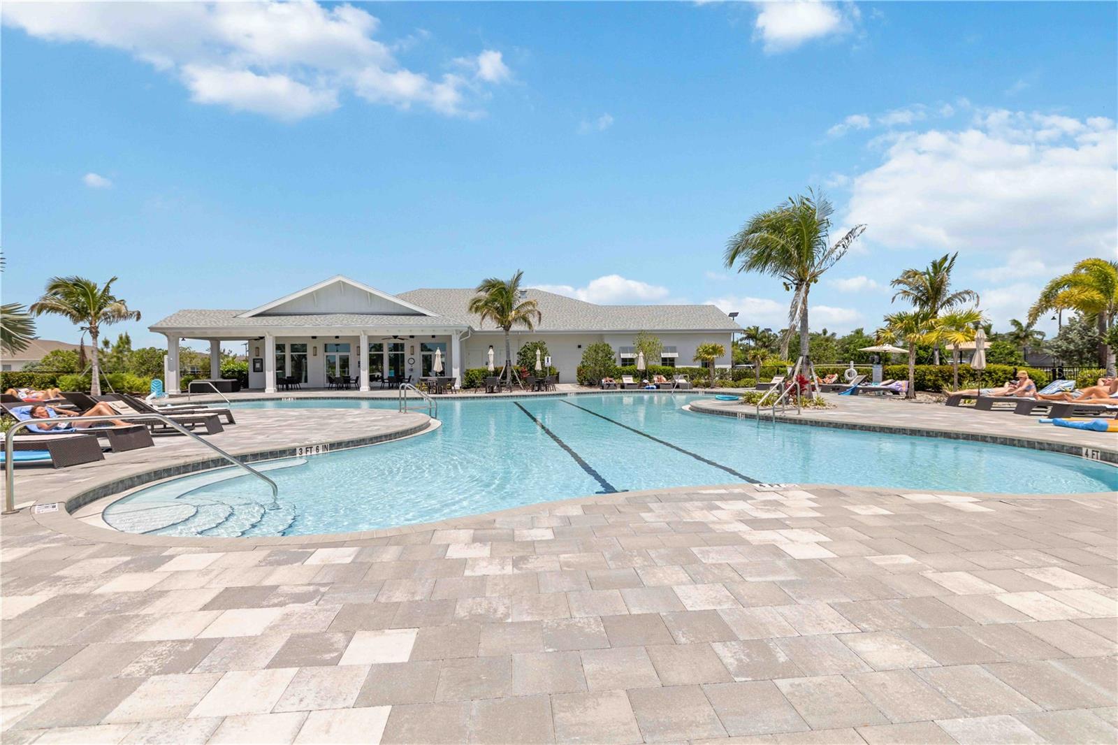 COVE/WEST PORT PH 2 & 3 - Residential