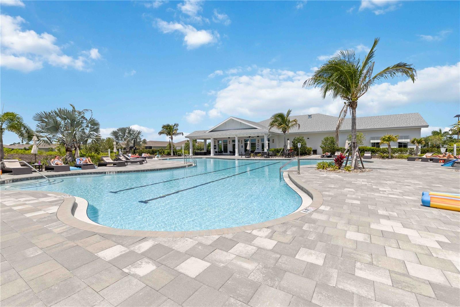 COVE/WEST PORT PH 2 & 3 - Residential