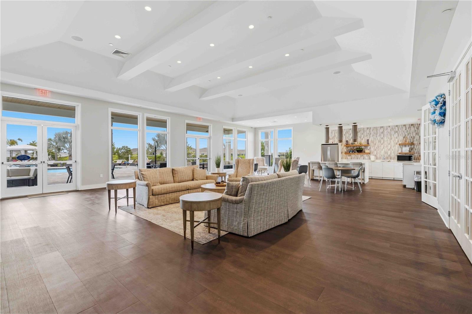 COVE/WEST PORT PH 2 & 3 - Residential