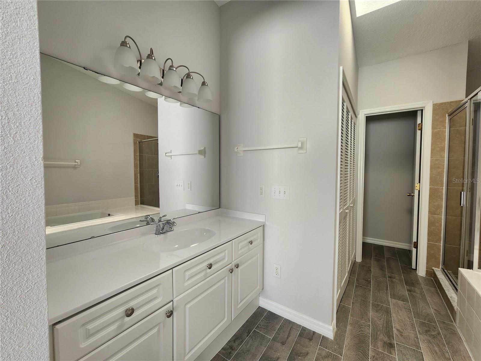 BIMINI BAY PH 2 - Residential Lease