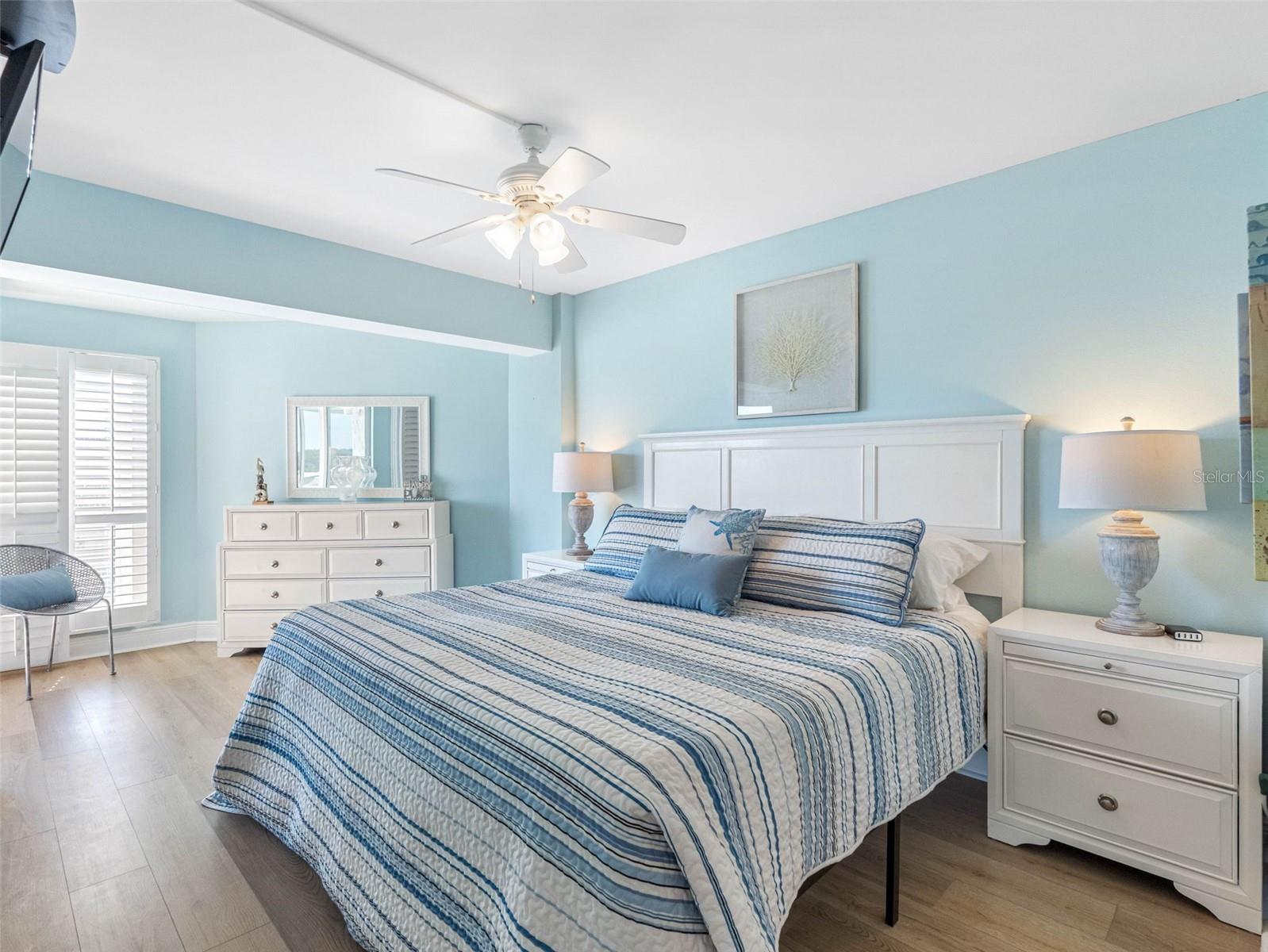 WATER VIEW CONDO - Residential