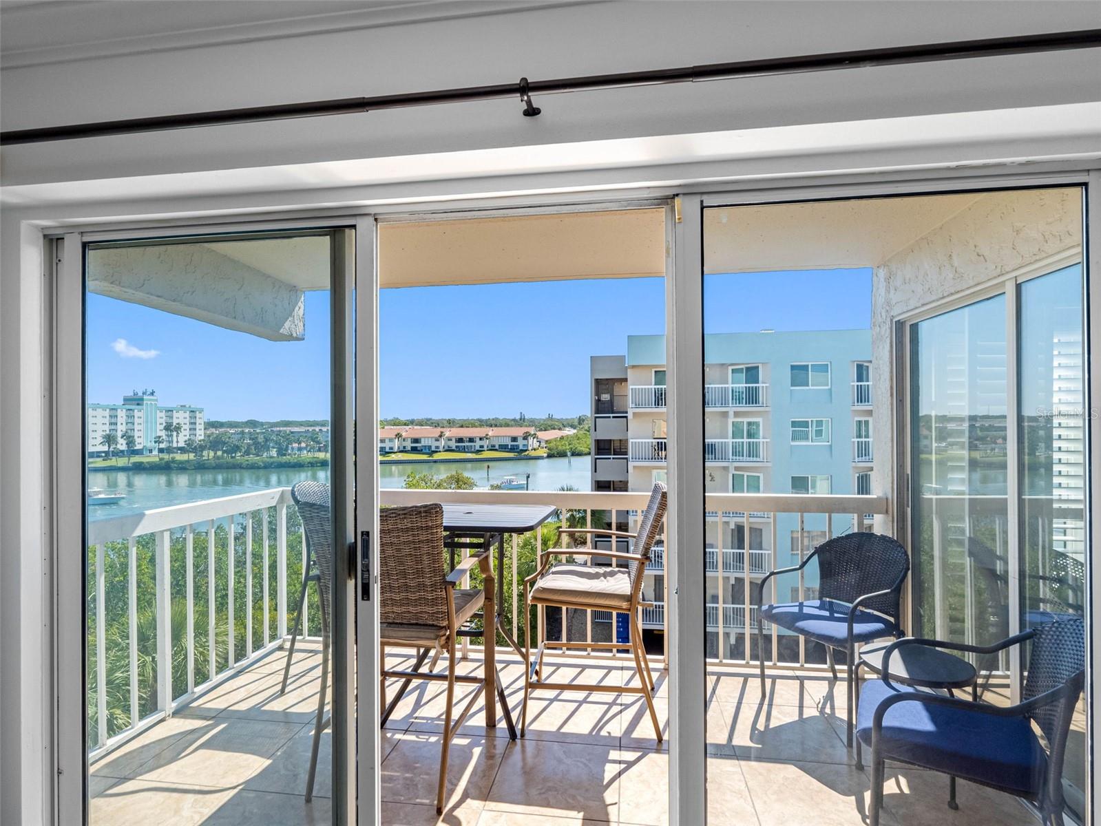 WATER VIEW CONDO - Residential