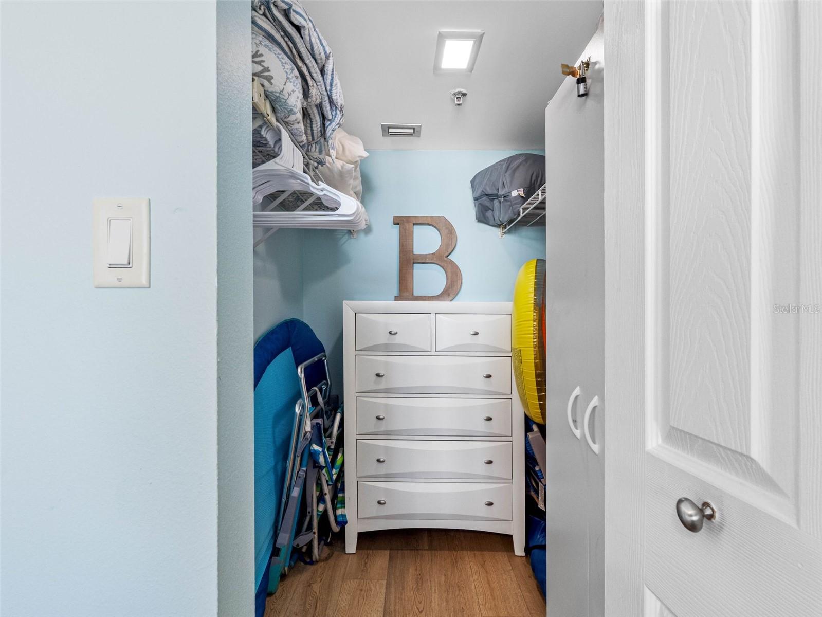 WATER VIEW CONDO - Residential