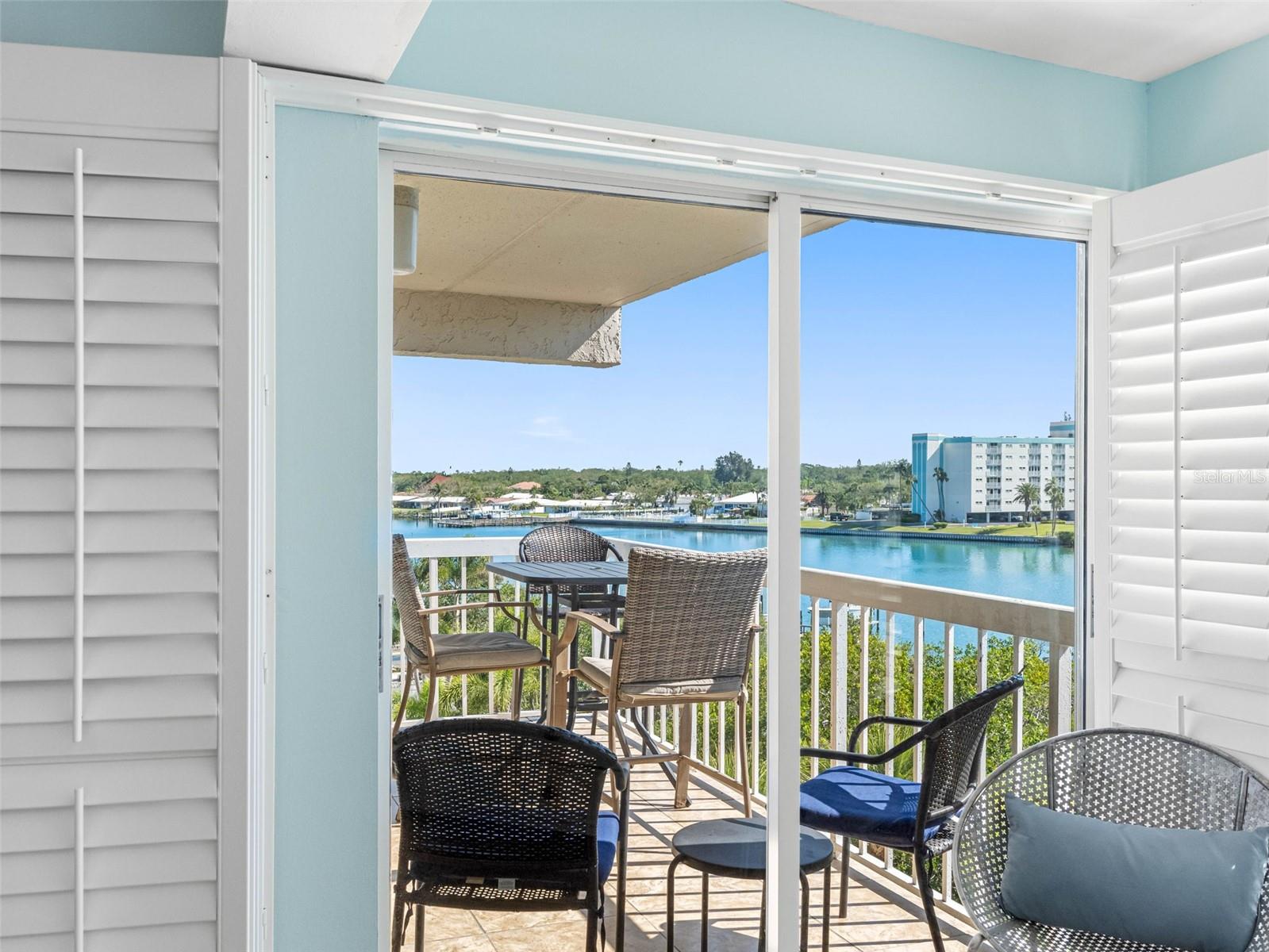 WATER VIEW CONDO - Residential